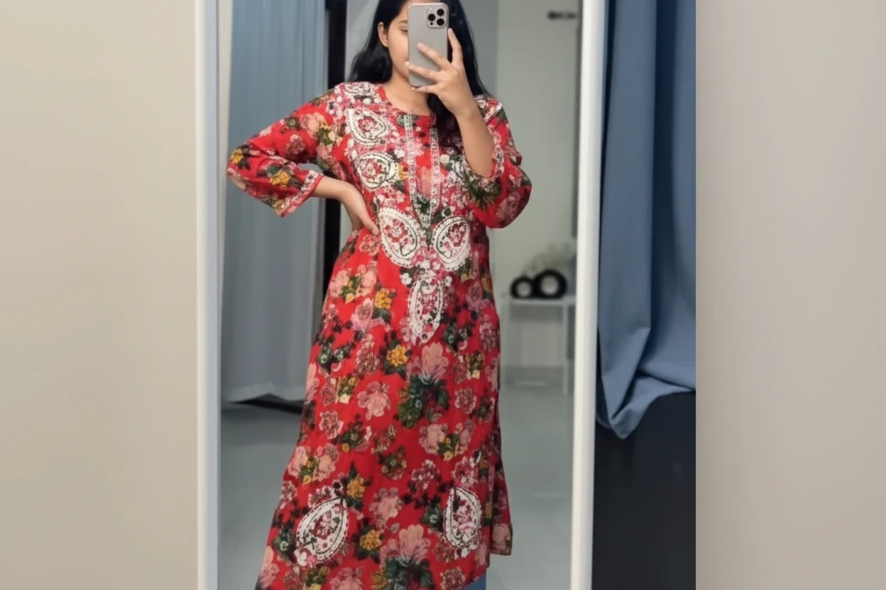 Reet Chikankari Kurti
