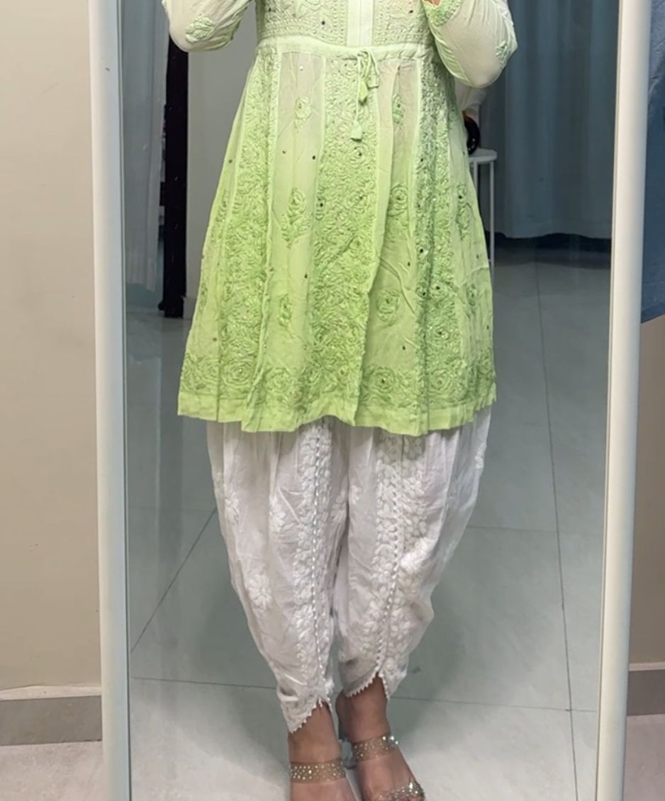 Siya Viscose Chikankari Mukaish Kurtis
