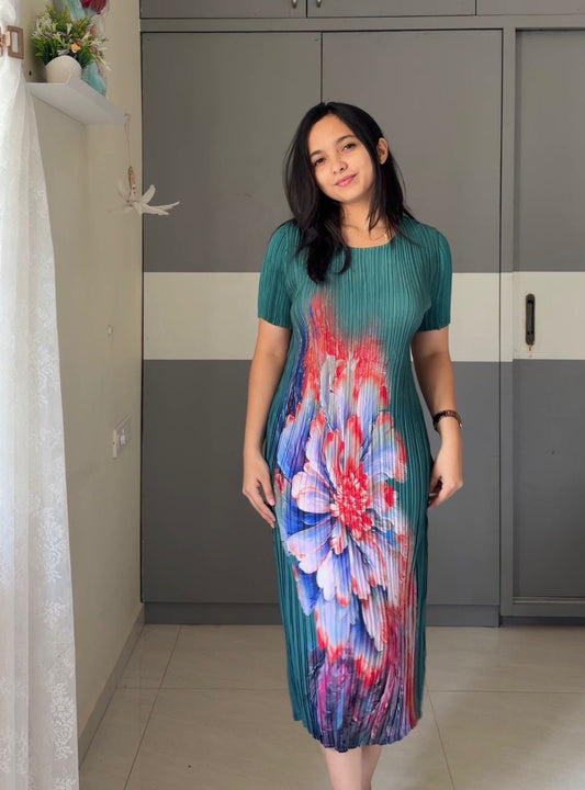 Tilly Pleated Midi Dress 3