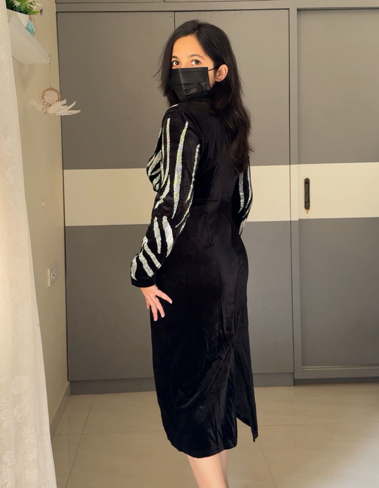 Peta Velvet Dress