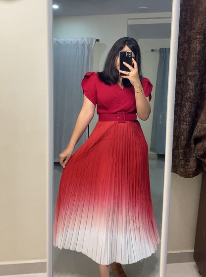Phoebe Pleated Dress - Red image