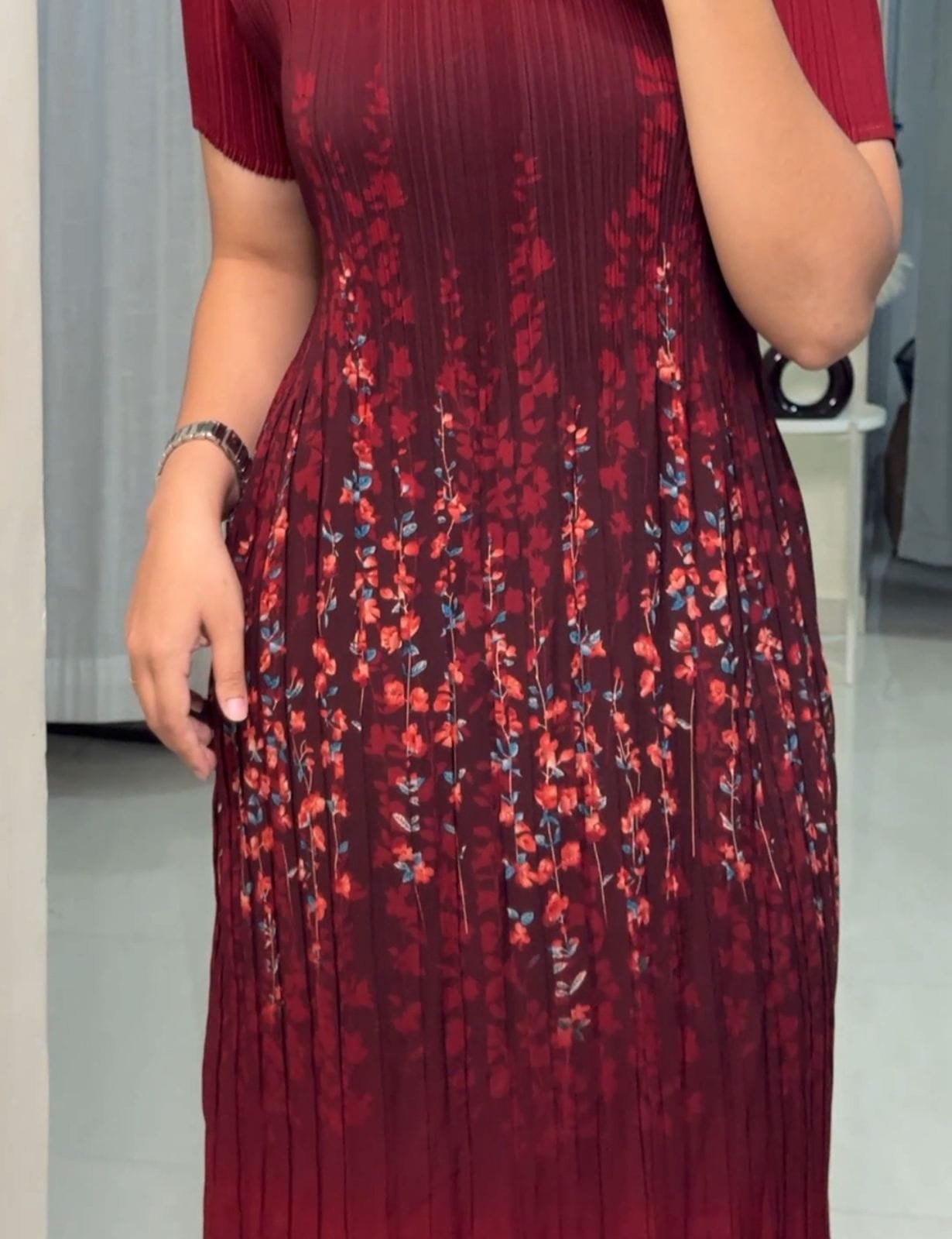 Tilly Pleated Midi Dress 2 image 1