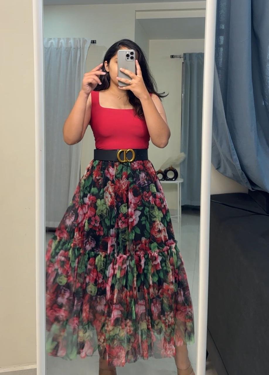 Ian Floral Mesh Skirts - Red image