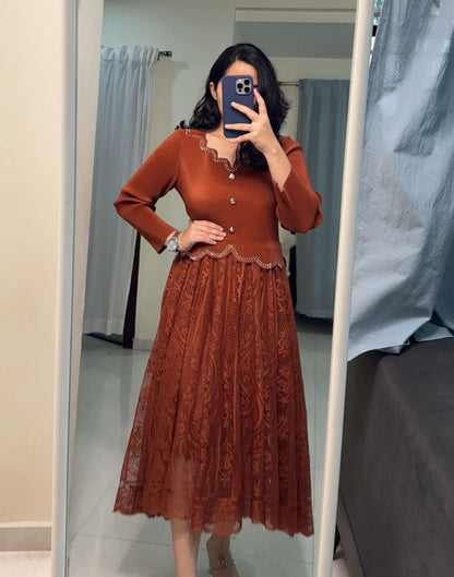 Linny Exclusive Pleated Dress