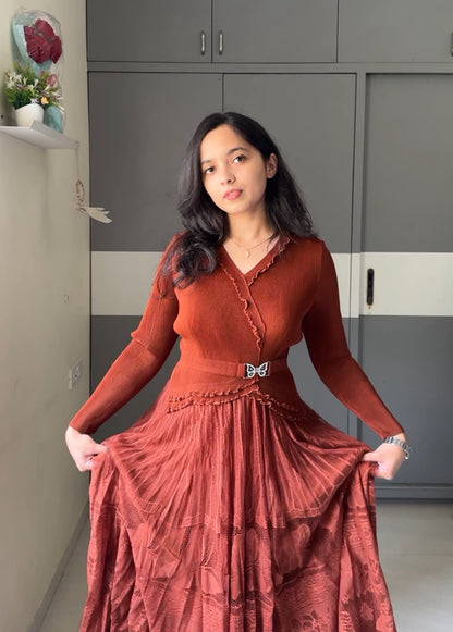 Kimi Exclusive Pleated Dress