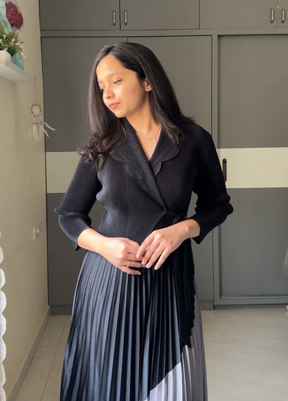 Heli Exclusive Pleated Dress