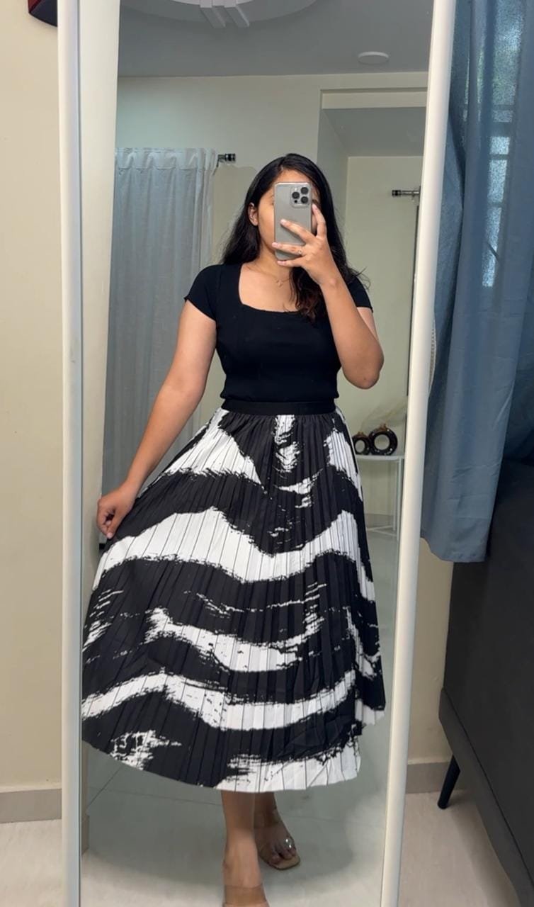 Jensen Printed Skirts image 0
