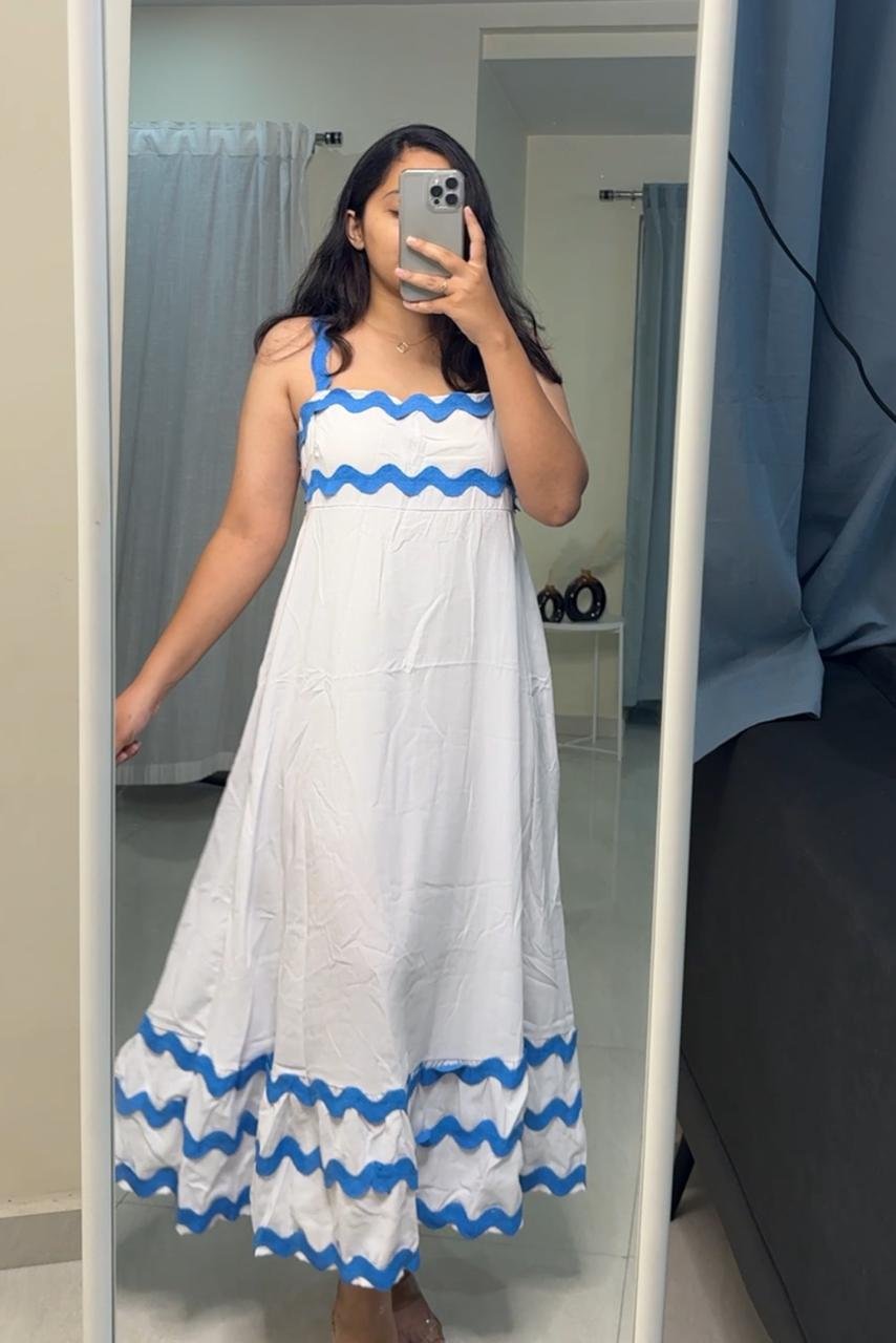 Sherlyn Lace Dress image 2