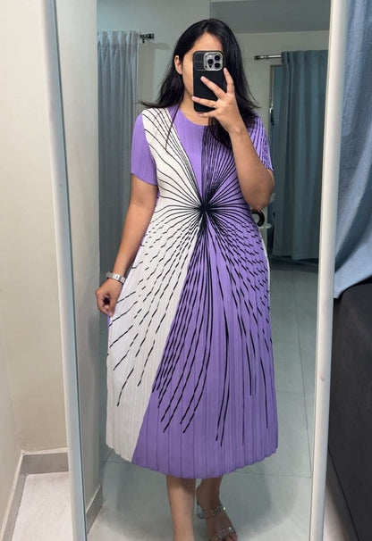 Tilly Pleated Midi Dress - 3 image