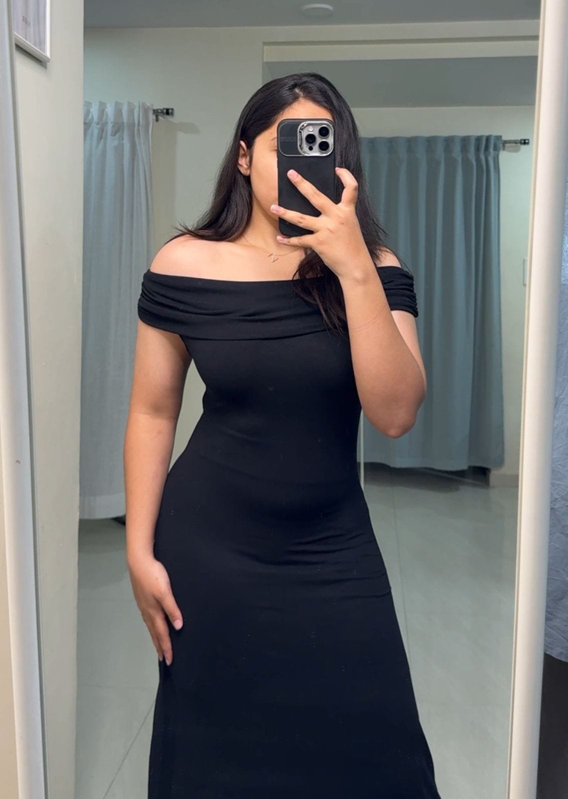 Shay Bodycon Dress image 1