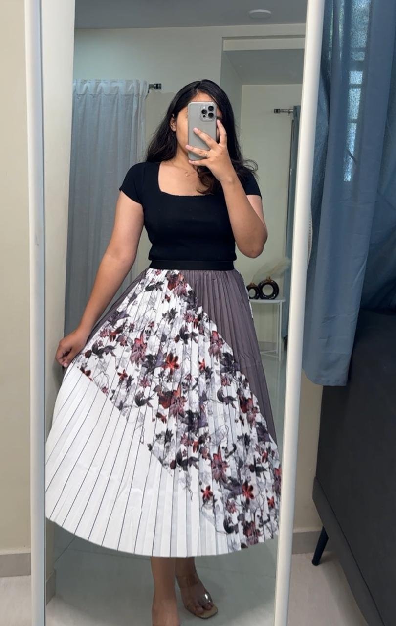 Jensen Printed Skirts image 1