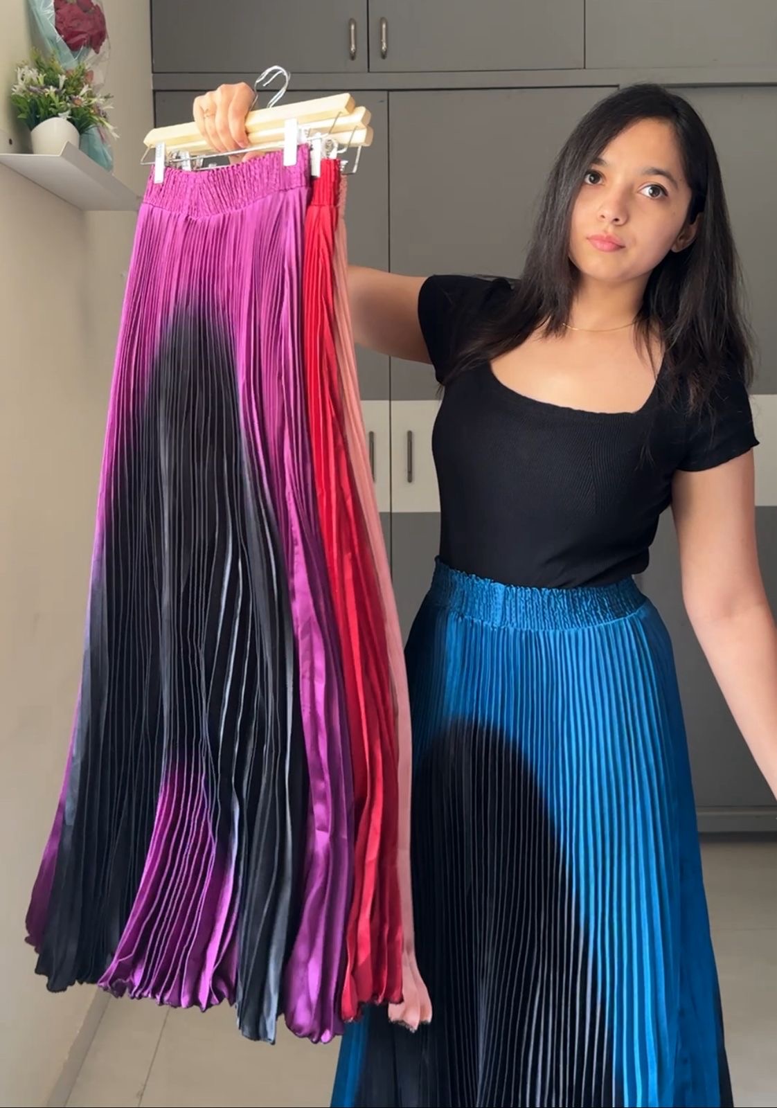 Yuru Pleated Skirts