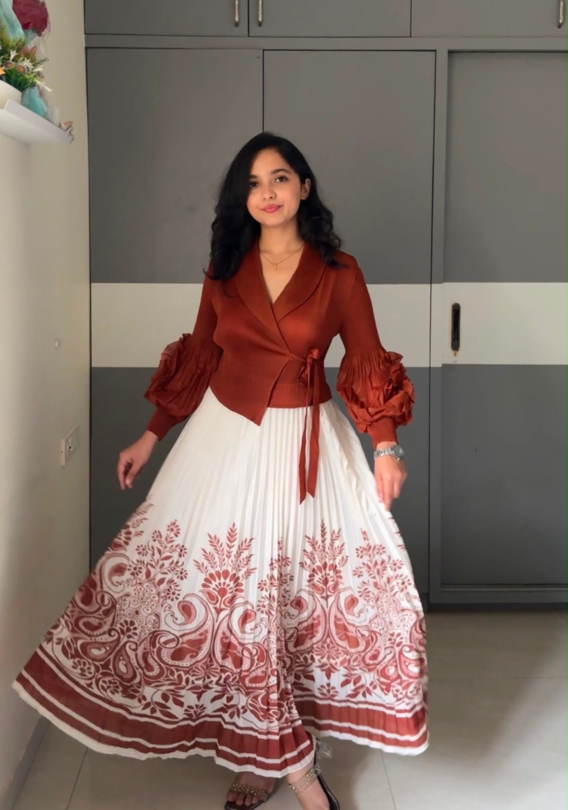 Nei Exclusive Pleated Dress