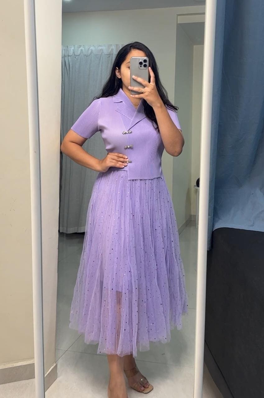 Kiwi Exclusive Pleated Dress - Lilac image