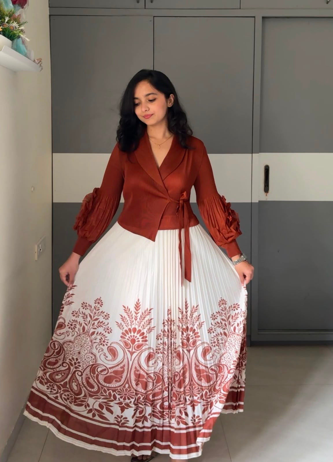 Nei Exclusive Pleated Dress