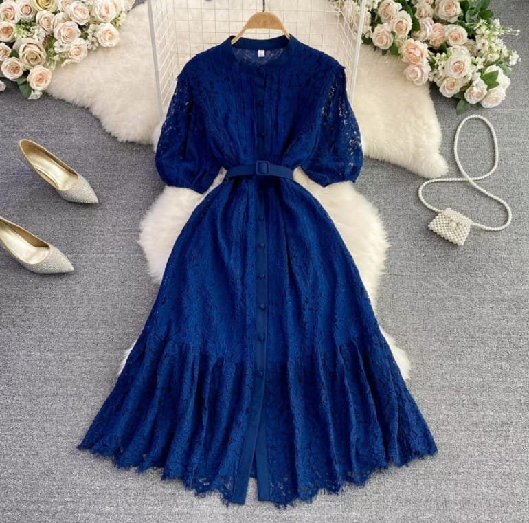 Kelly Exclusive Lace Dress image 6