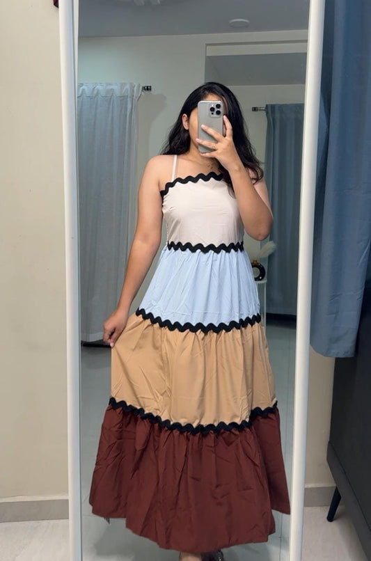 Antheaa Layered lace dress image 0