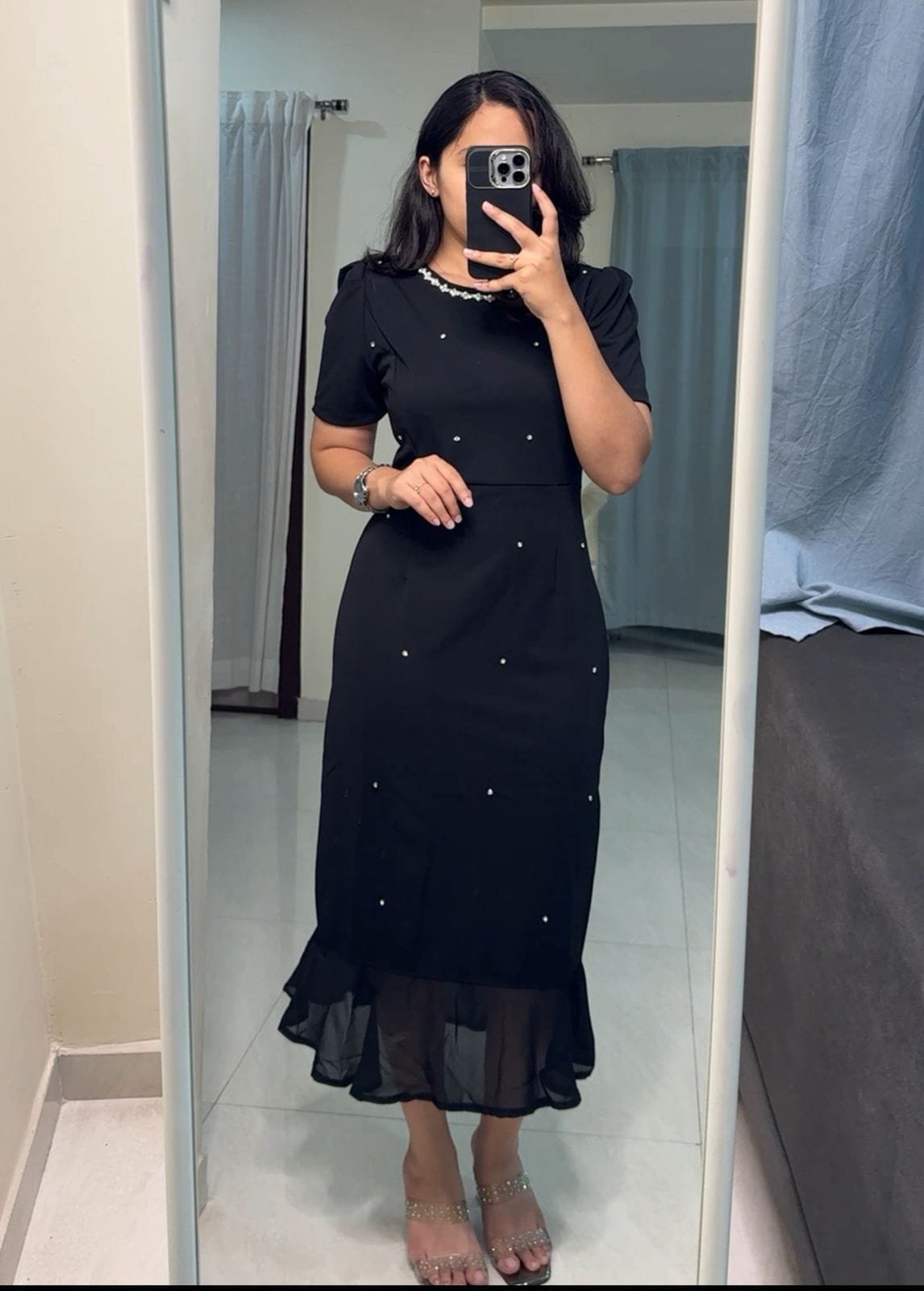 Kerl Embellished Midi Dress - Black image