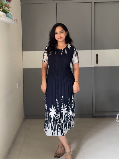 Tilly Pleated Midi Dress 2