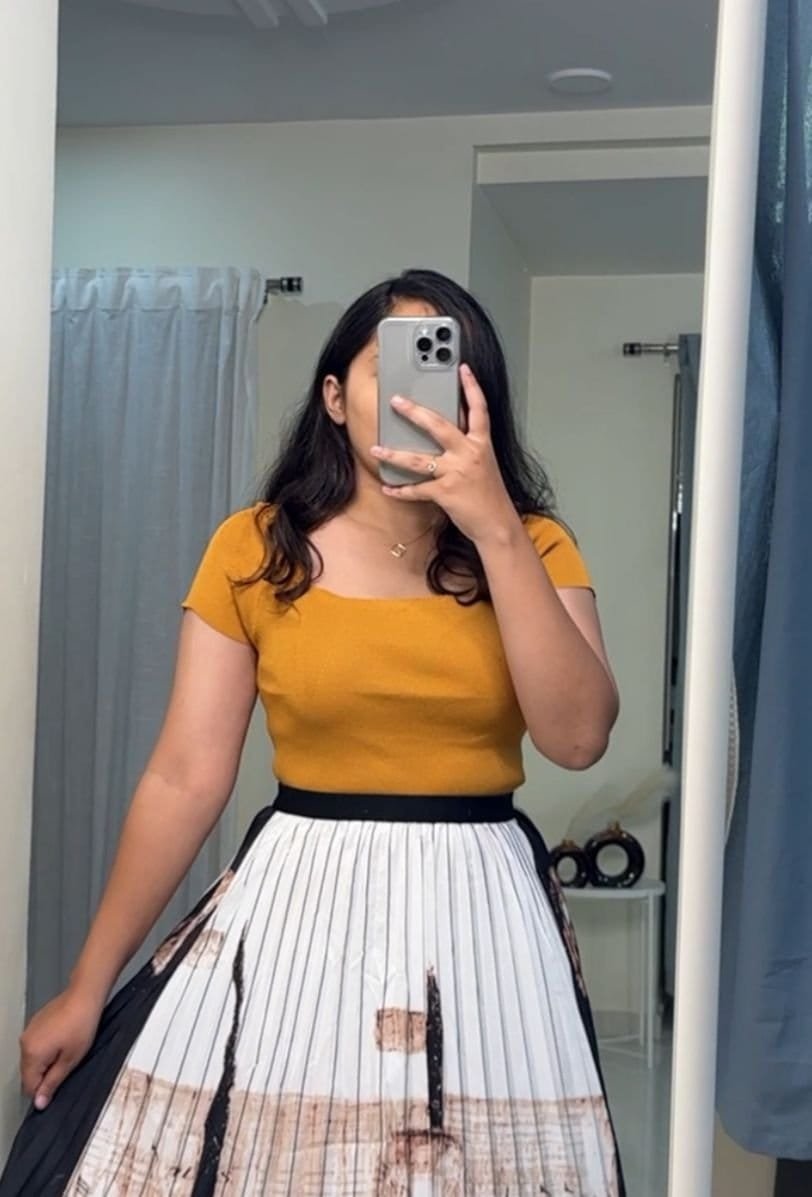Sheri knit tops - Mustard image