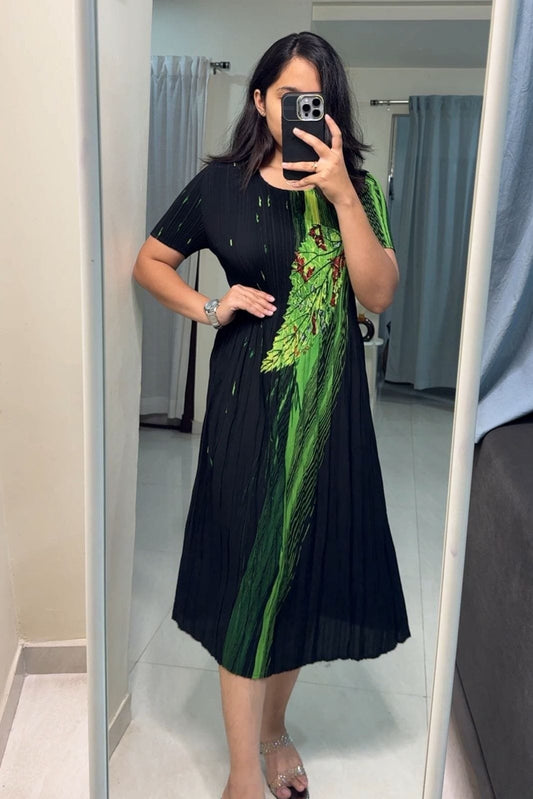 Tilly Pleated Midi Dress image 0