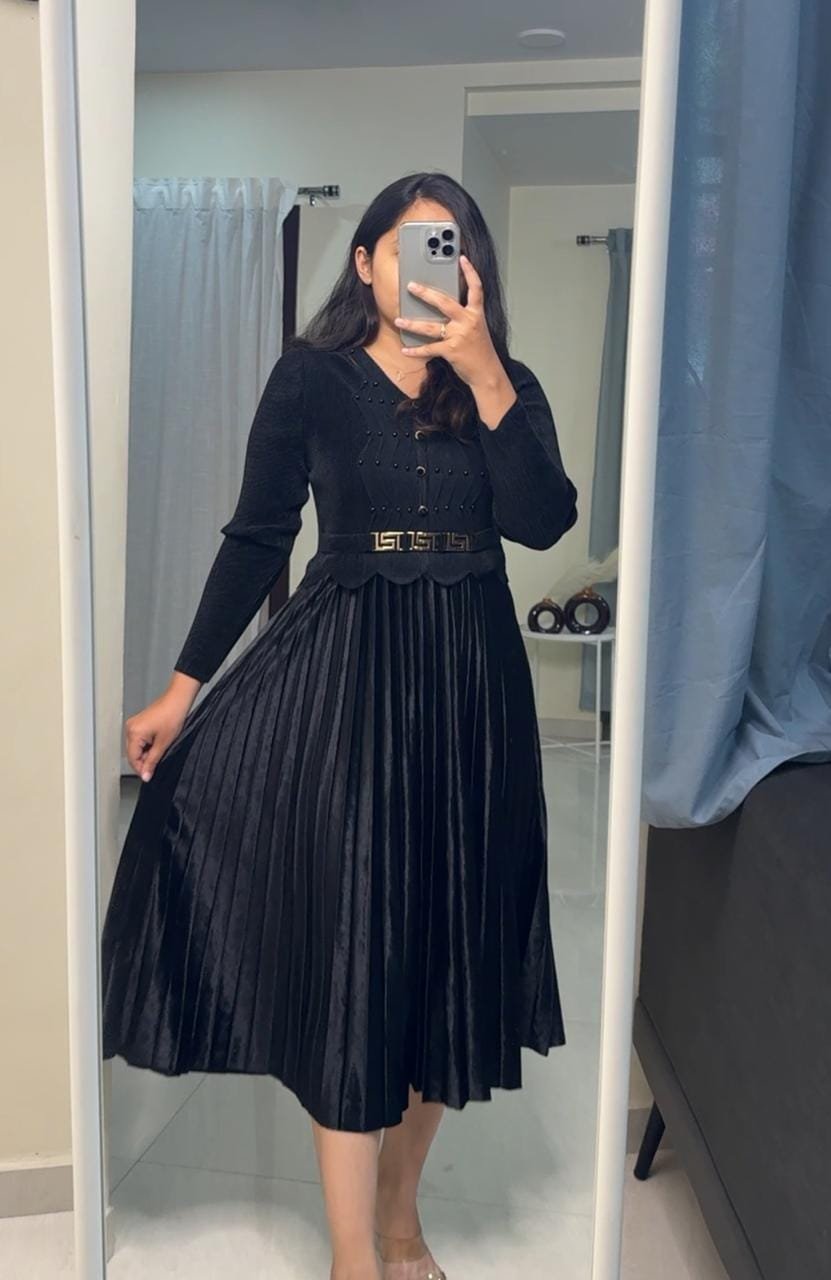 Rouge Velvet Pleated Dress image 2