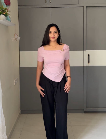 Scar Off-Shoulder Tops