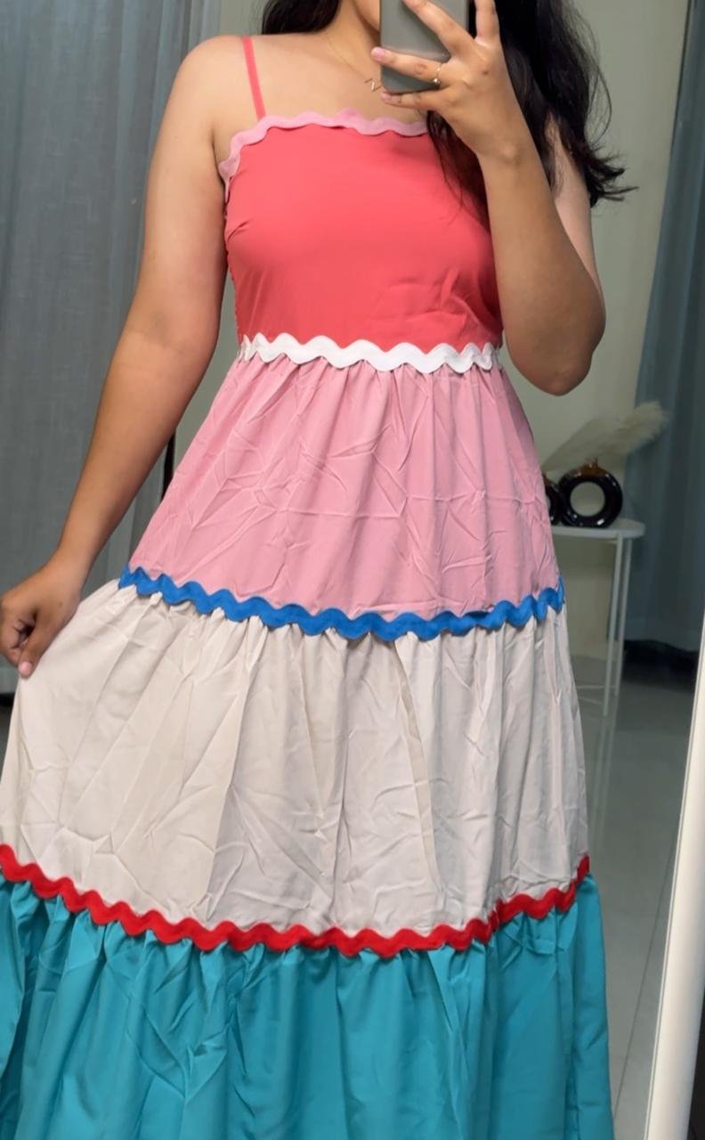 Antheaa Layered lace dress image 2