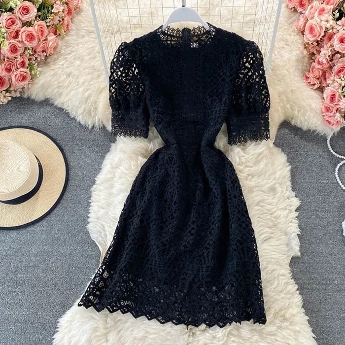 Lea Lace Dress