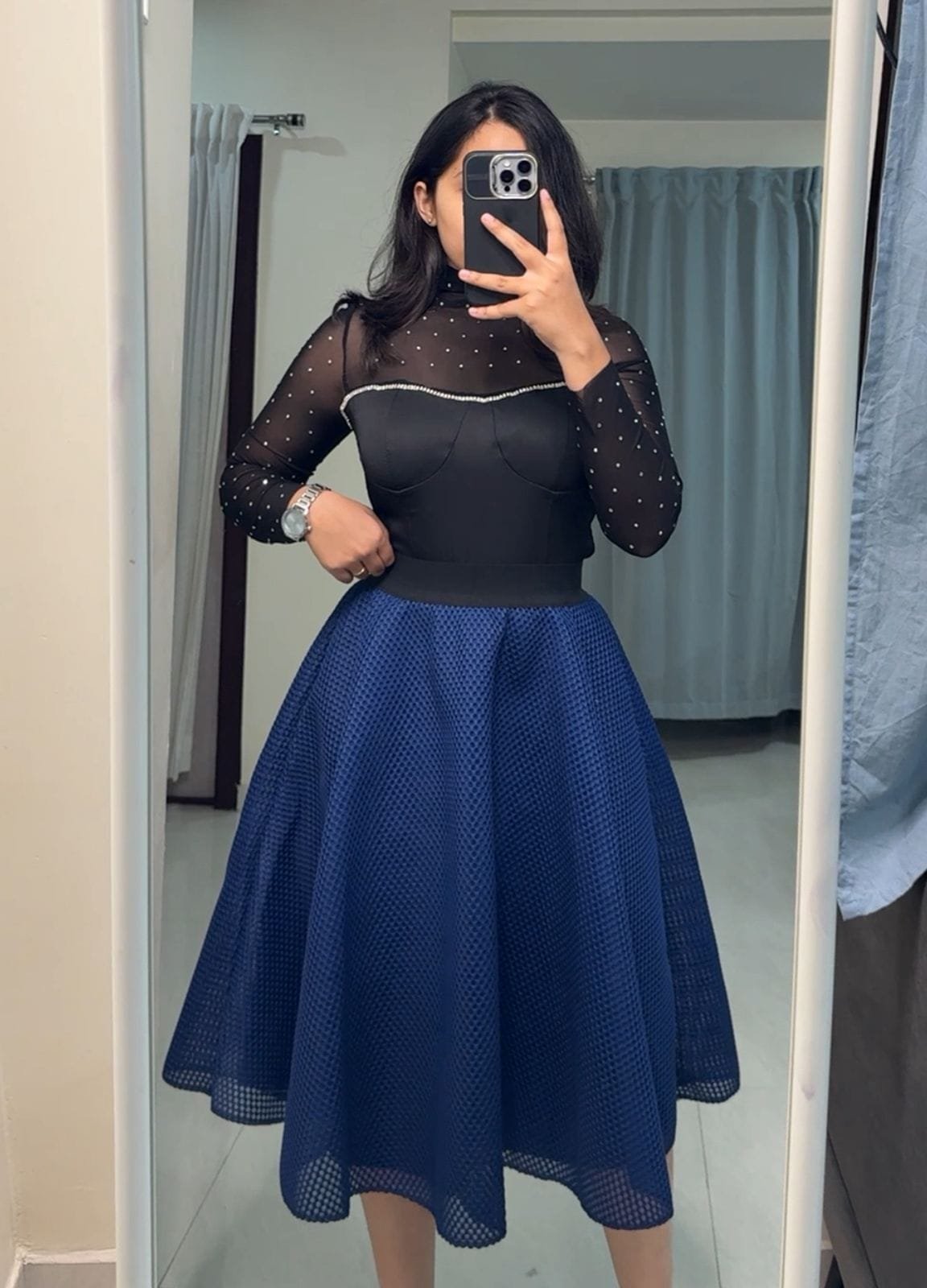Gisel Textured Scuba Midi Skirt