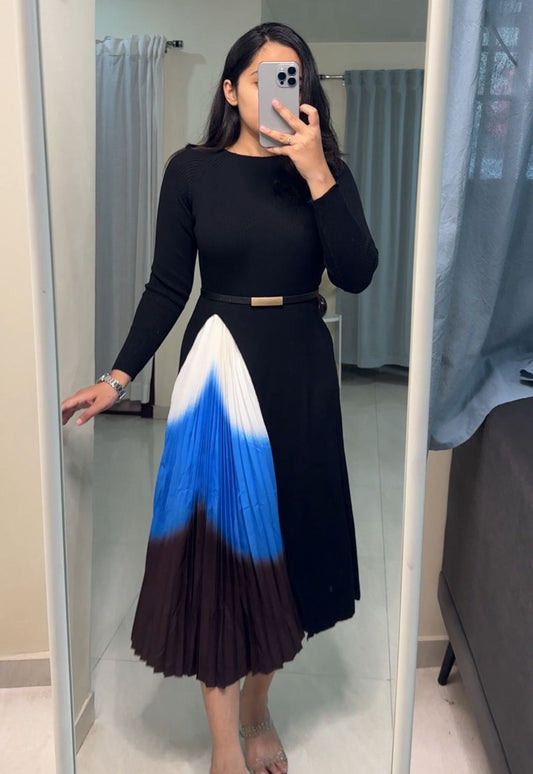 Elizabeth Exclusive Pleated Dress