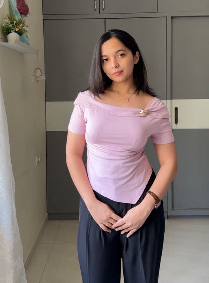 Scar Off-Shoulder Tops