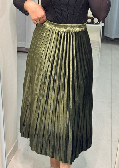 Velvet Pleated Skirts image 6