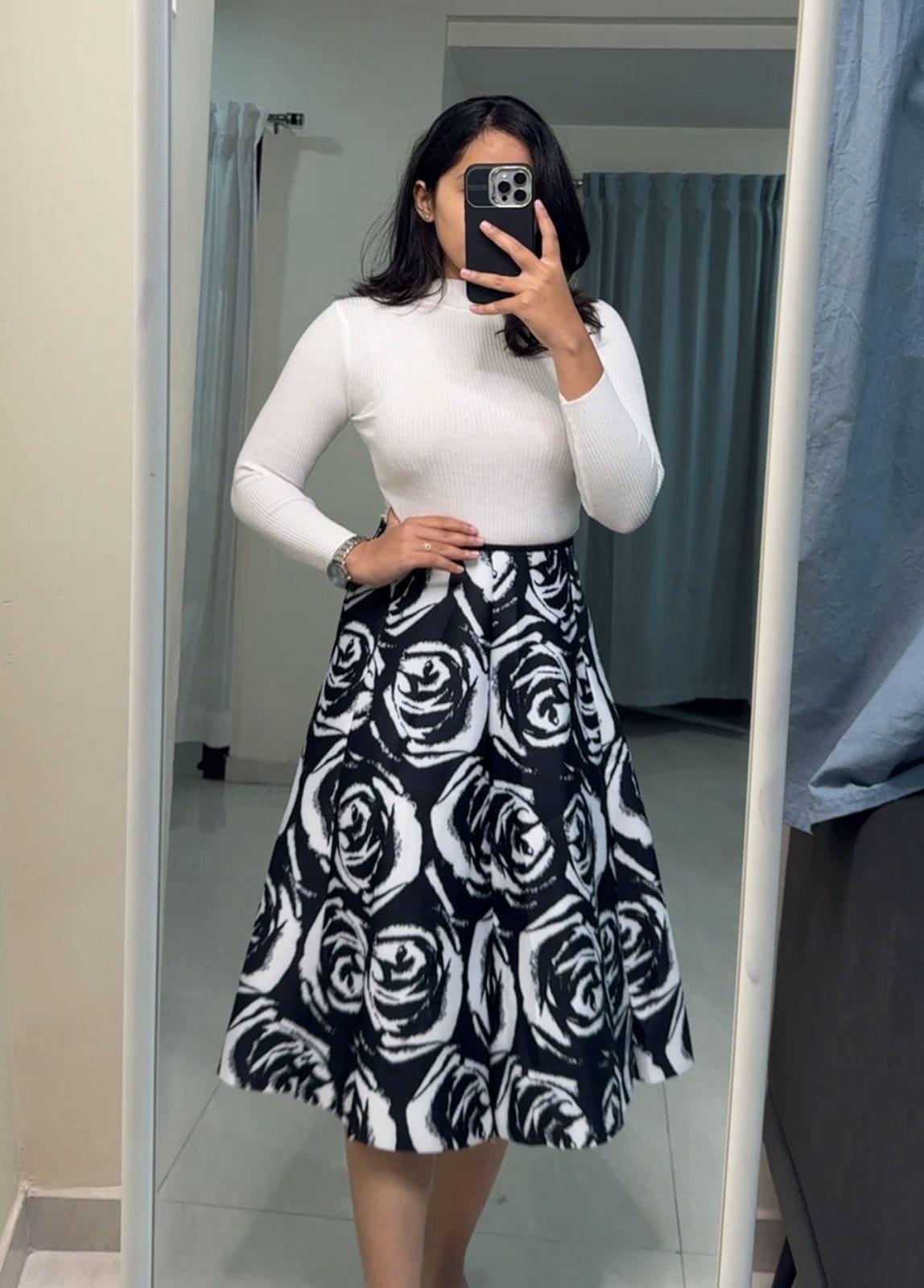 Saylor Printed Skirts image 1