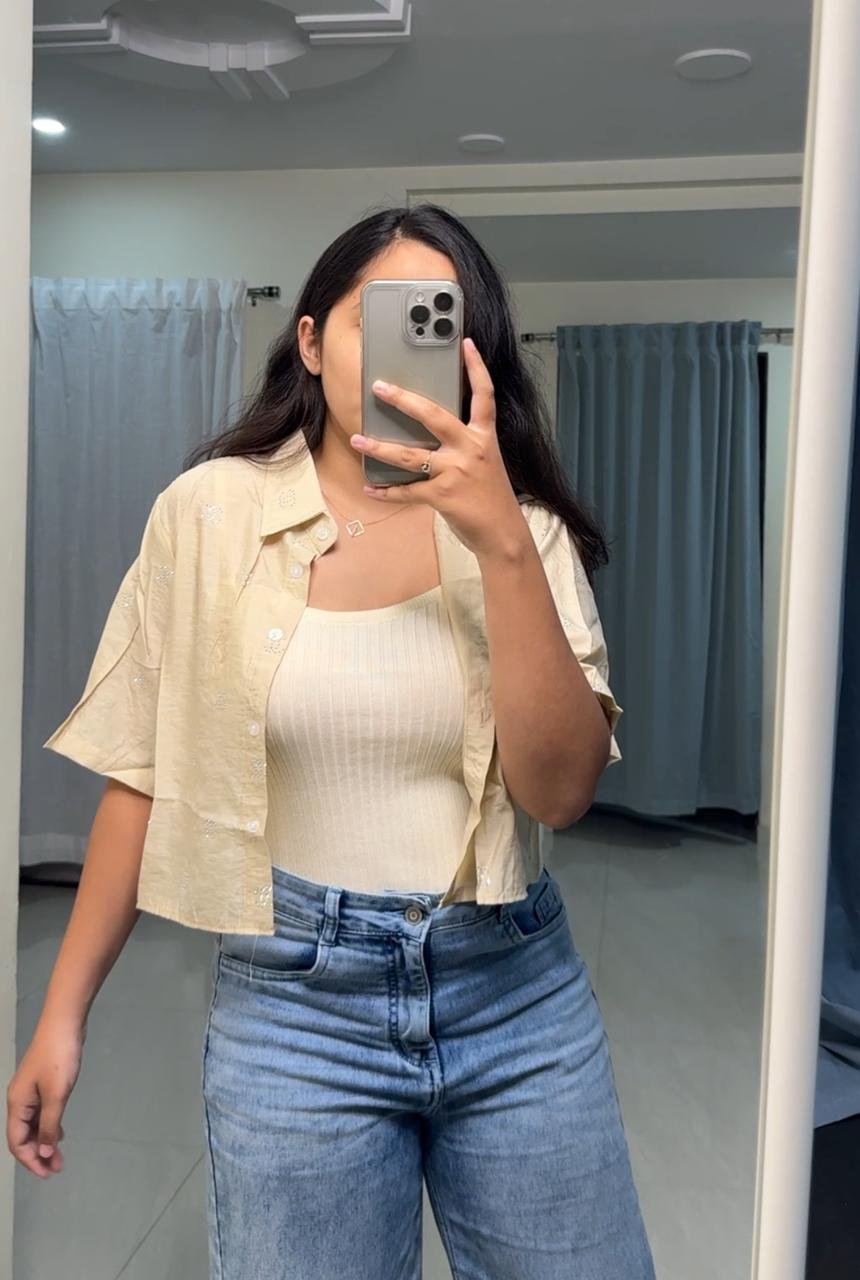 Kylie Cropped Shirt Set image 3