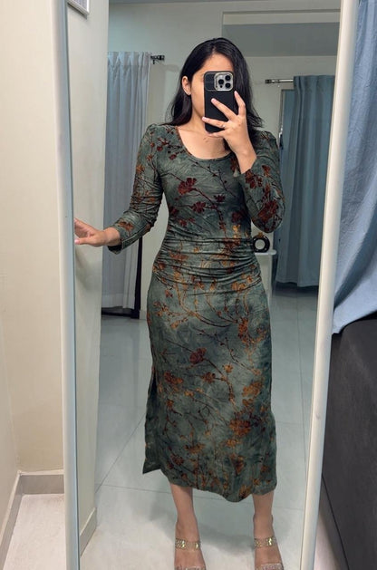 Emma Velvet Embossed Bodycon - 4 image