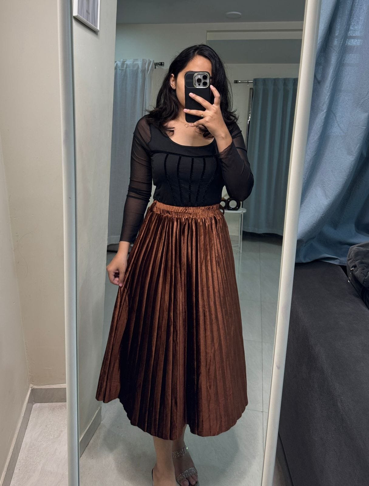 Velvet Pleated Skirts image 3