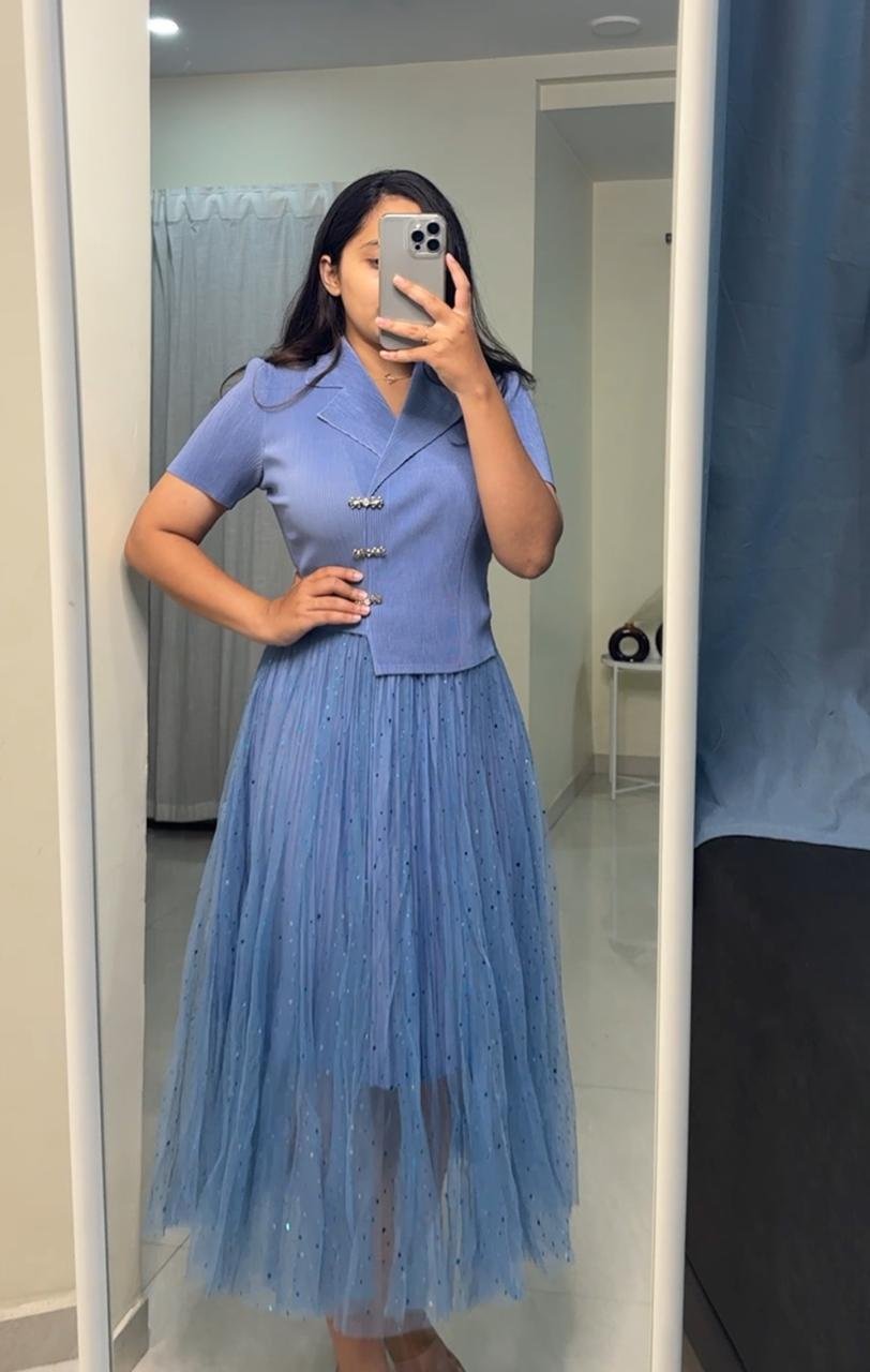 Kiwi Exclusive Pleated Dress image 3