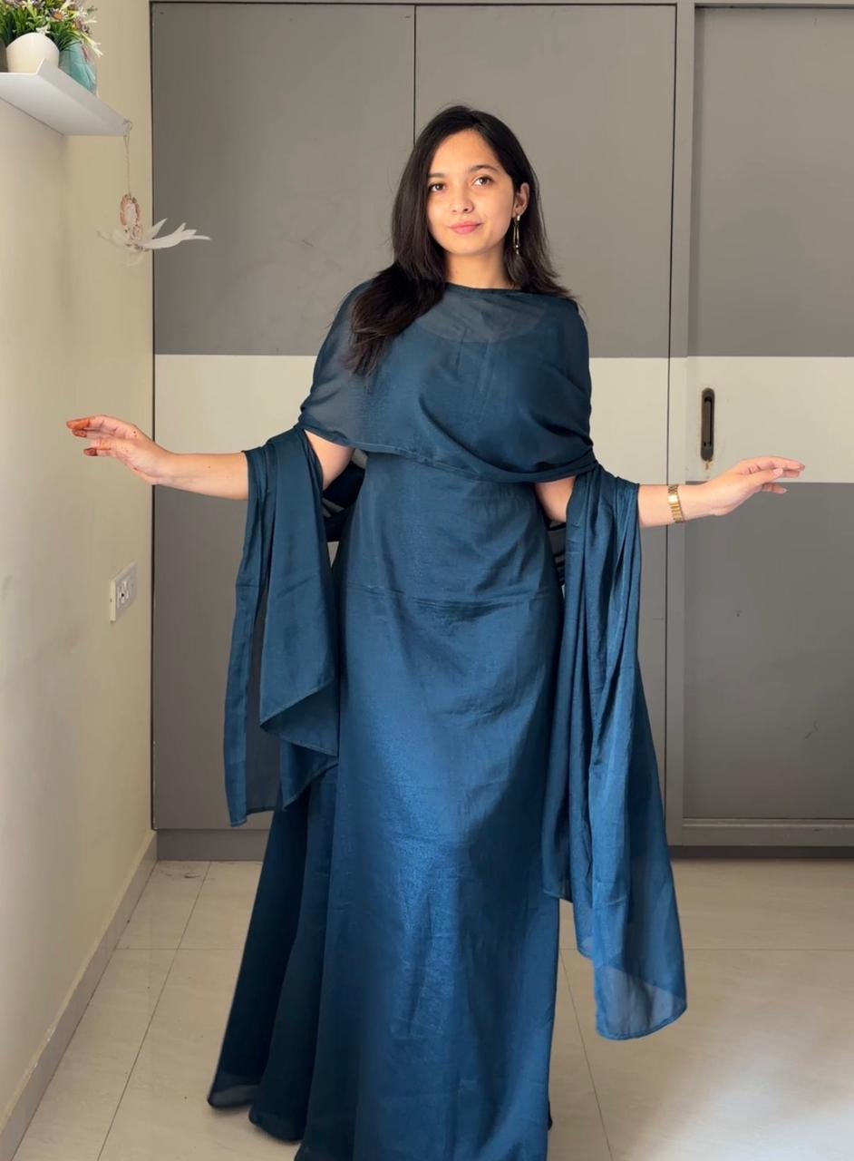 Ruhi Cape Dress