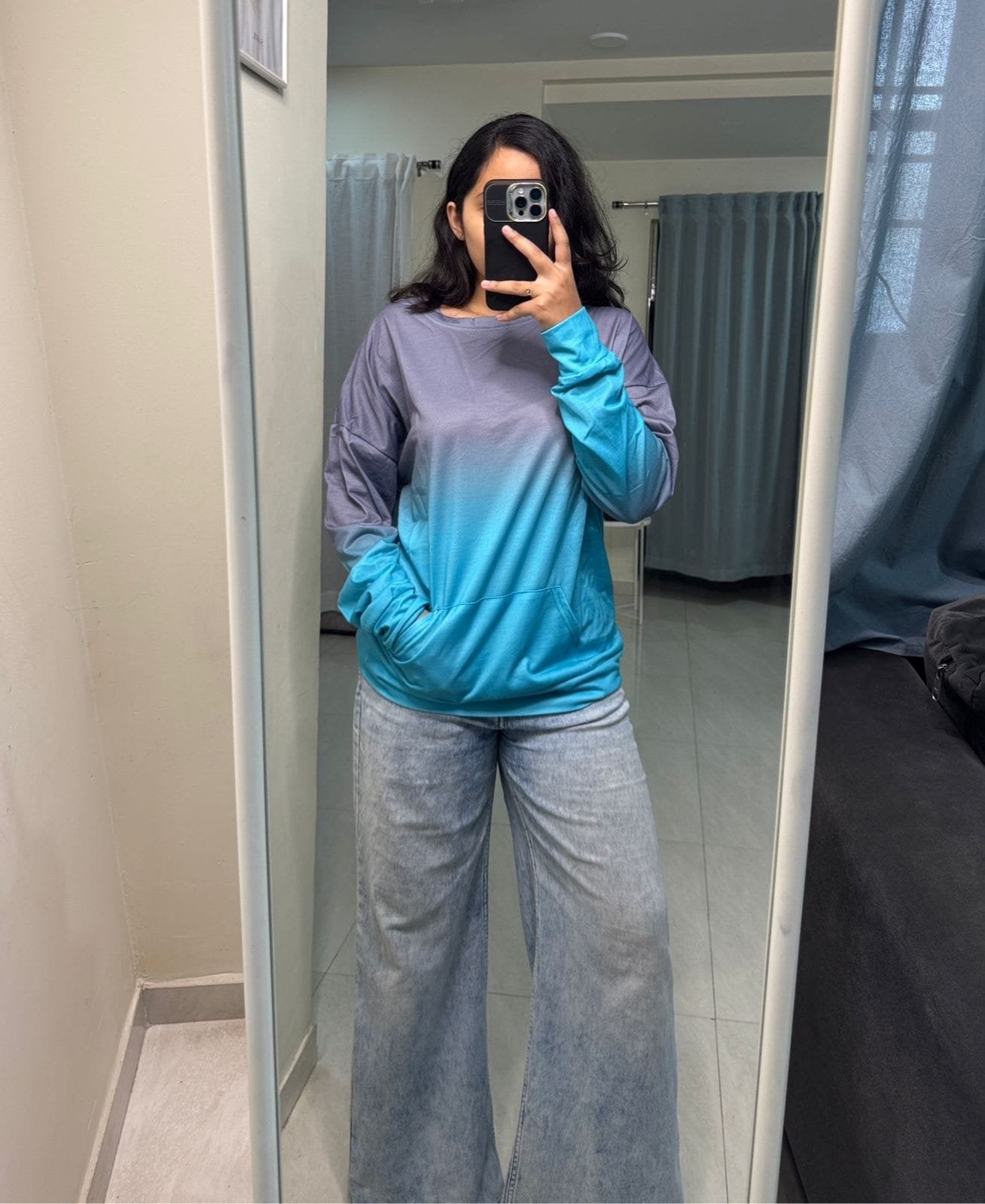 Dual Toned Sweatshirts image 3