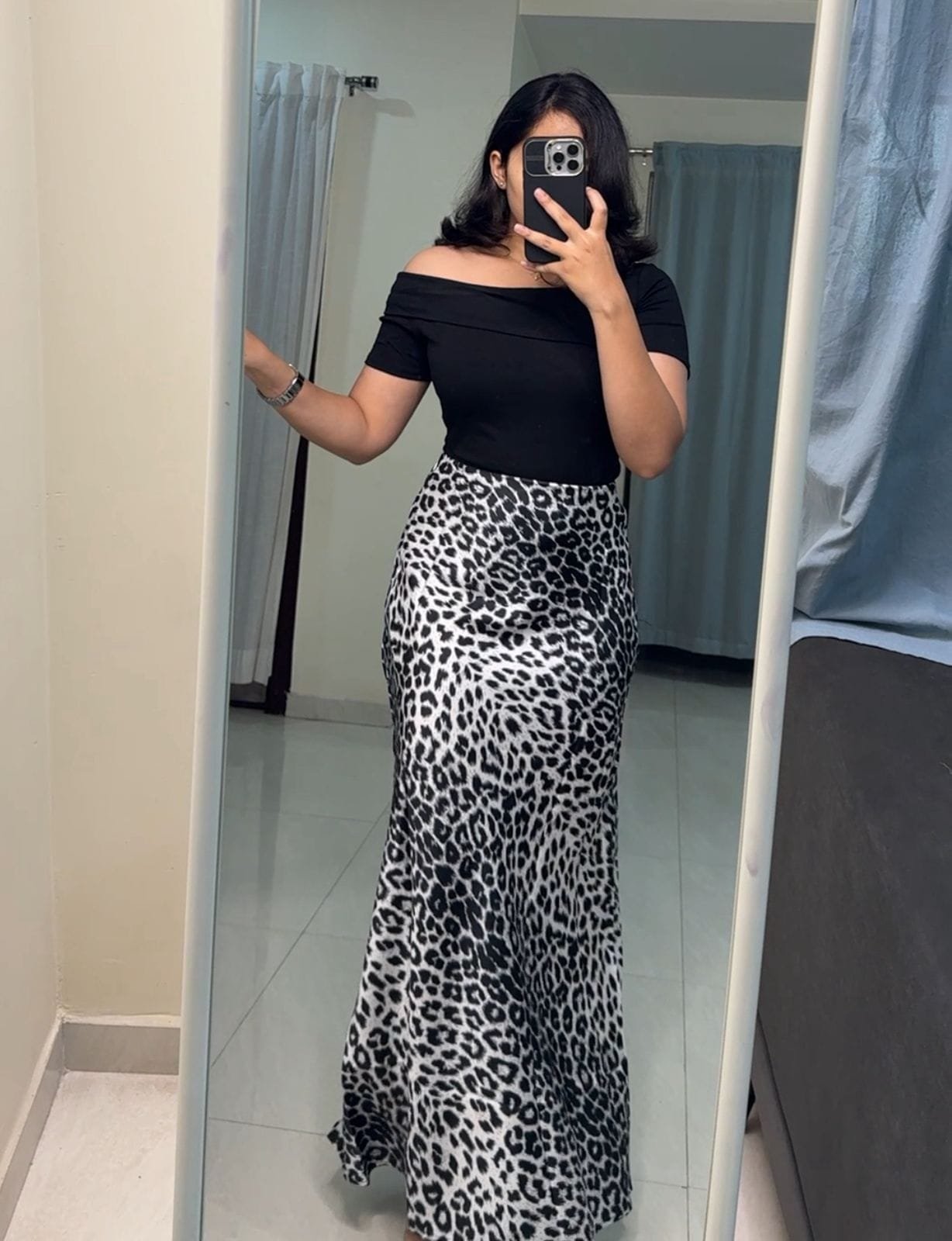 Jessa One Shoulder Top image 1