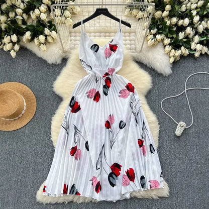 Nia Floral Pleated Dress - White image