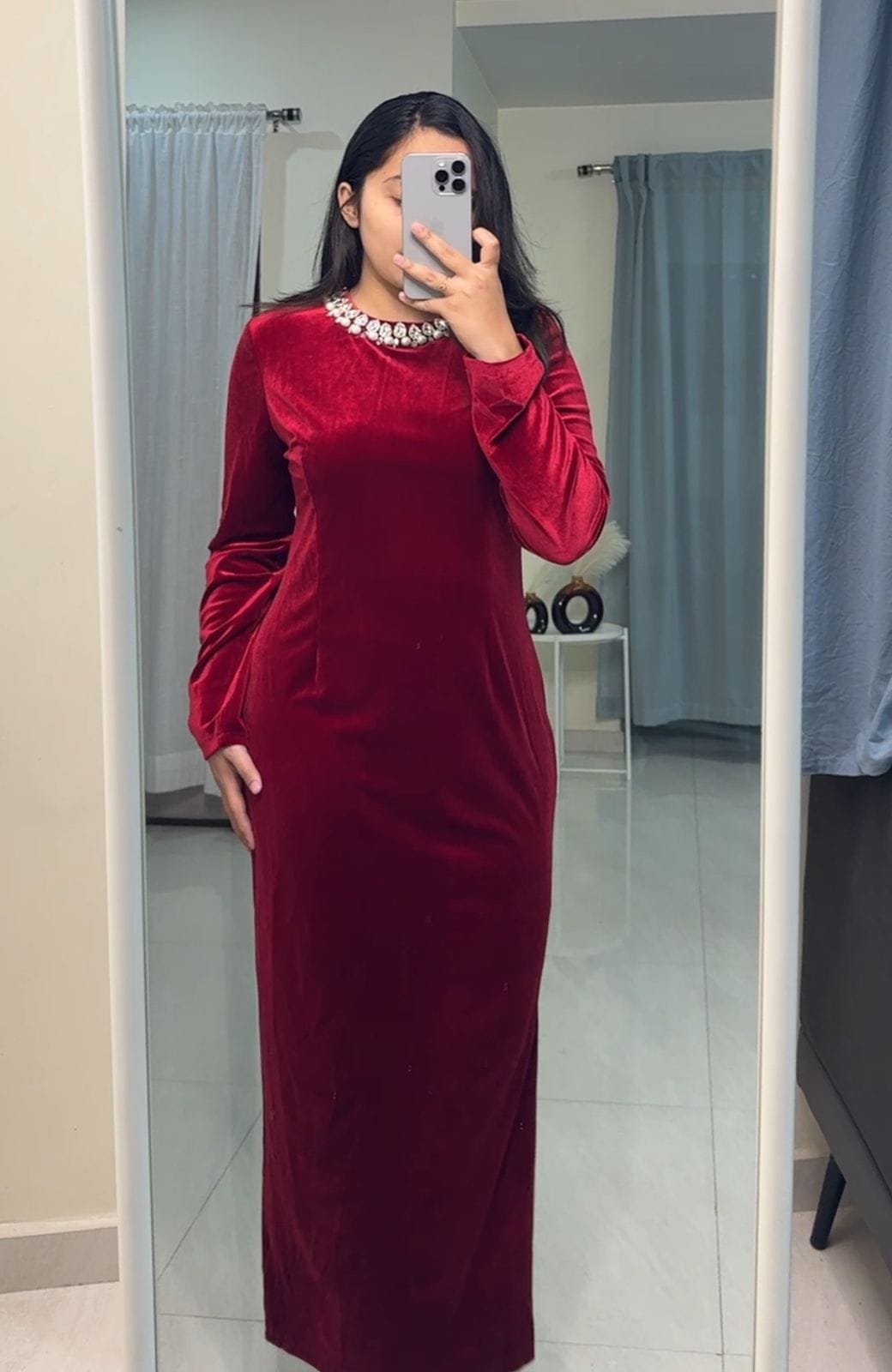 Vita Velvet Bodycon Dress image 2