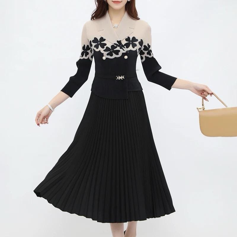 Evangeline Exclusive Pleated Dress - Black image