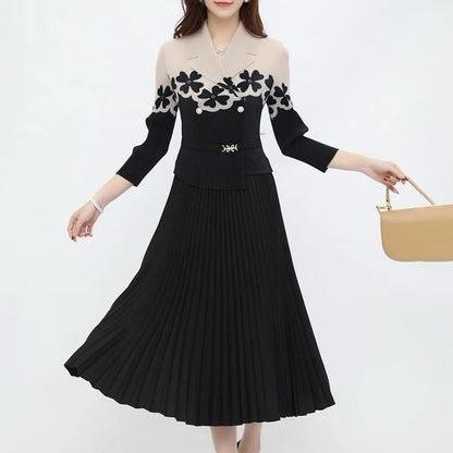 Evangeline Exclusive Pleated Dress - Black image