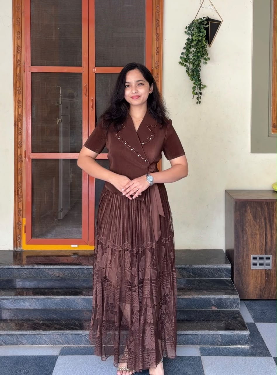 Heen Exclusive Lace Dress