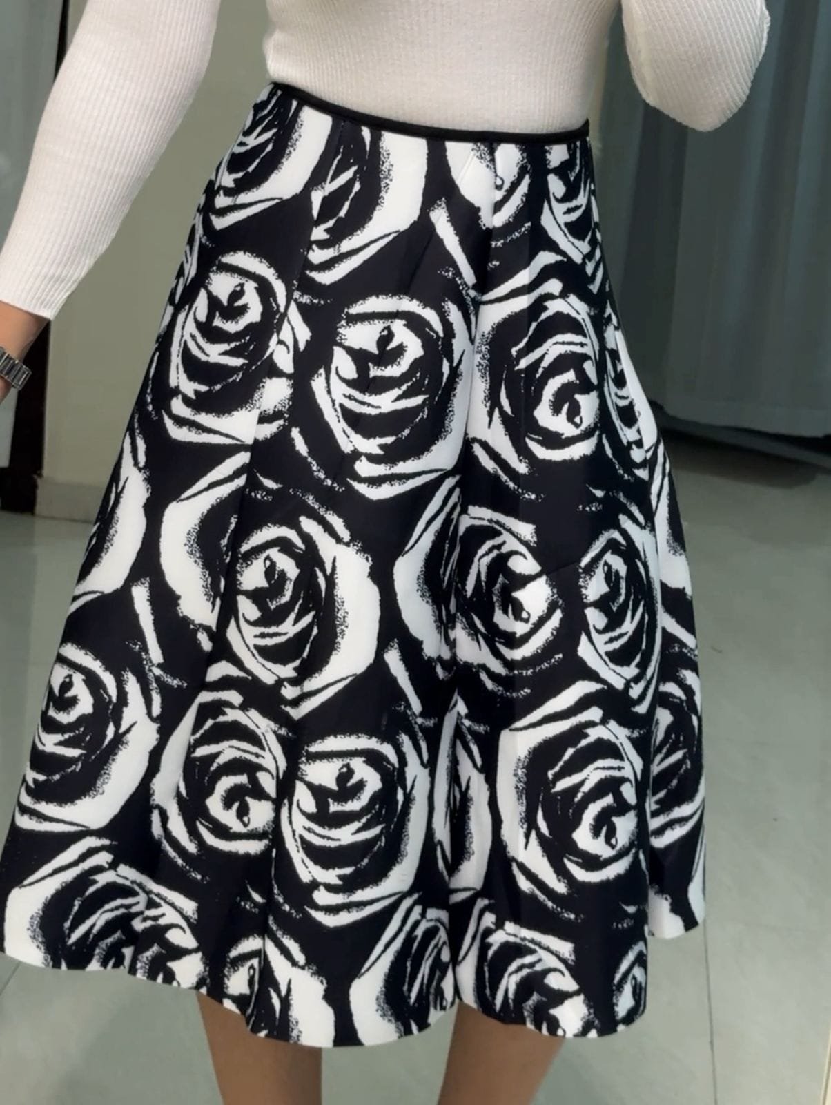 Saylor Printed Skirts image 2