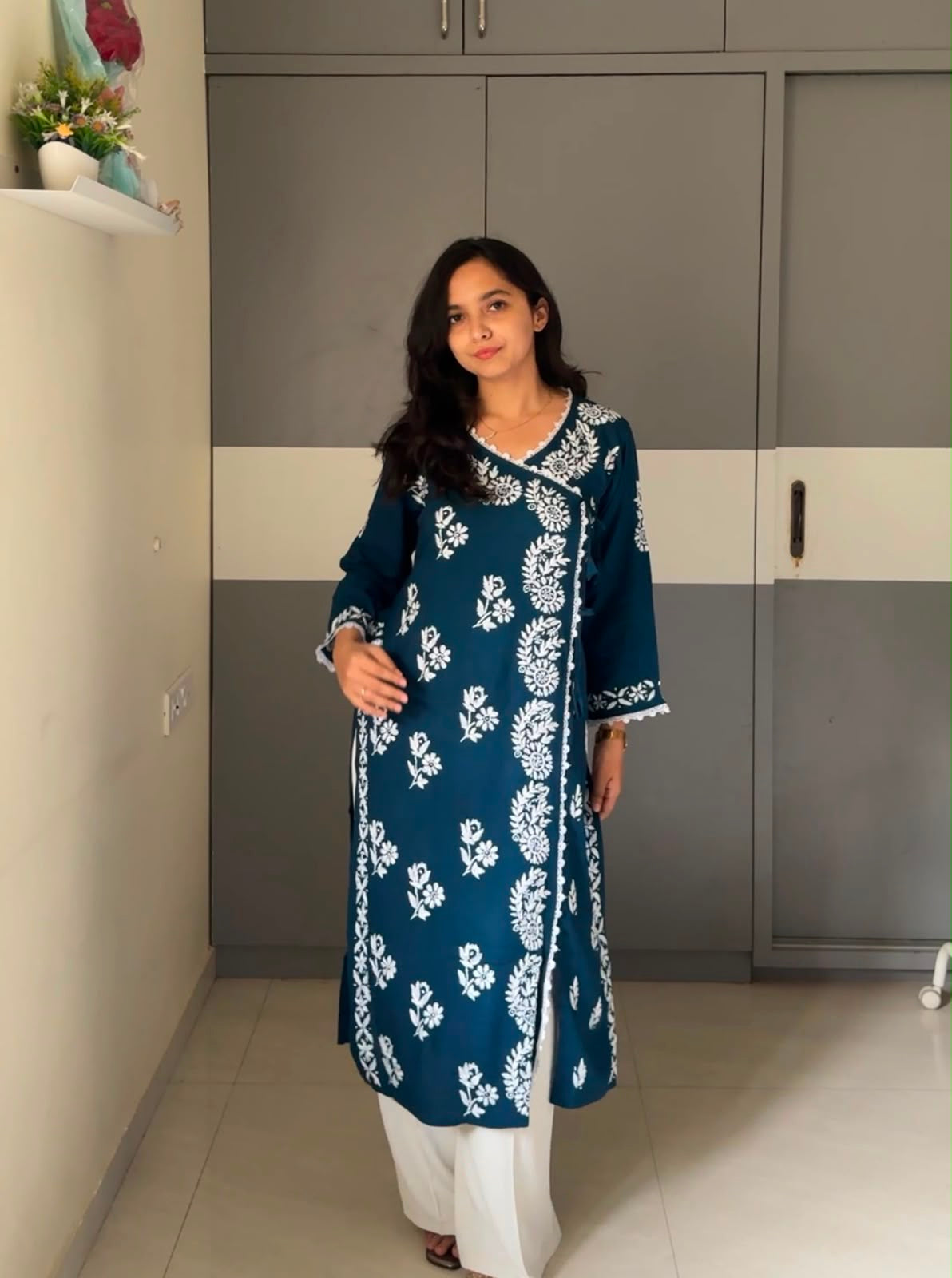 Priya Chikankari Kurti