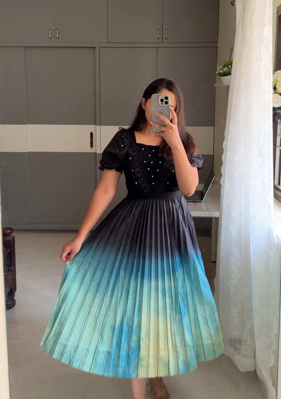 Chrissy Printed Skirts image 3