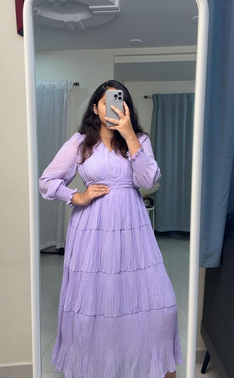 Iqra Pleated Dress image 4